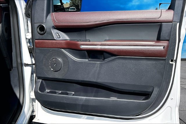 Certified 2024 Ford Expedition Limited RWD image 22