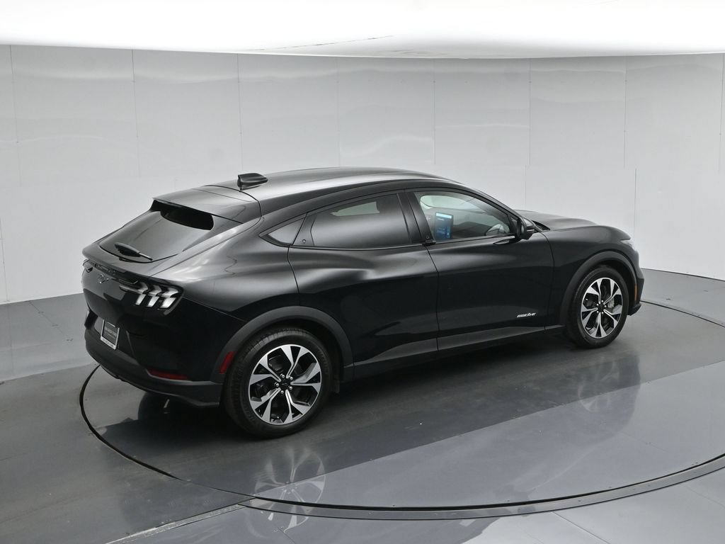 Certified 2025 Ford Mustang Mach-E Select RWD image 39