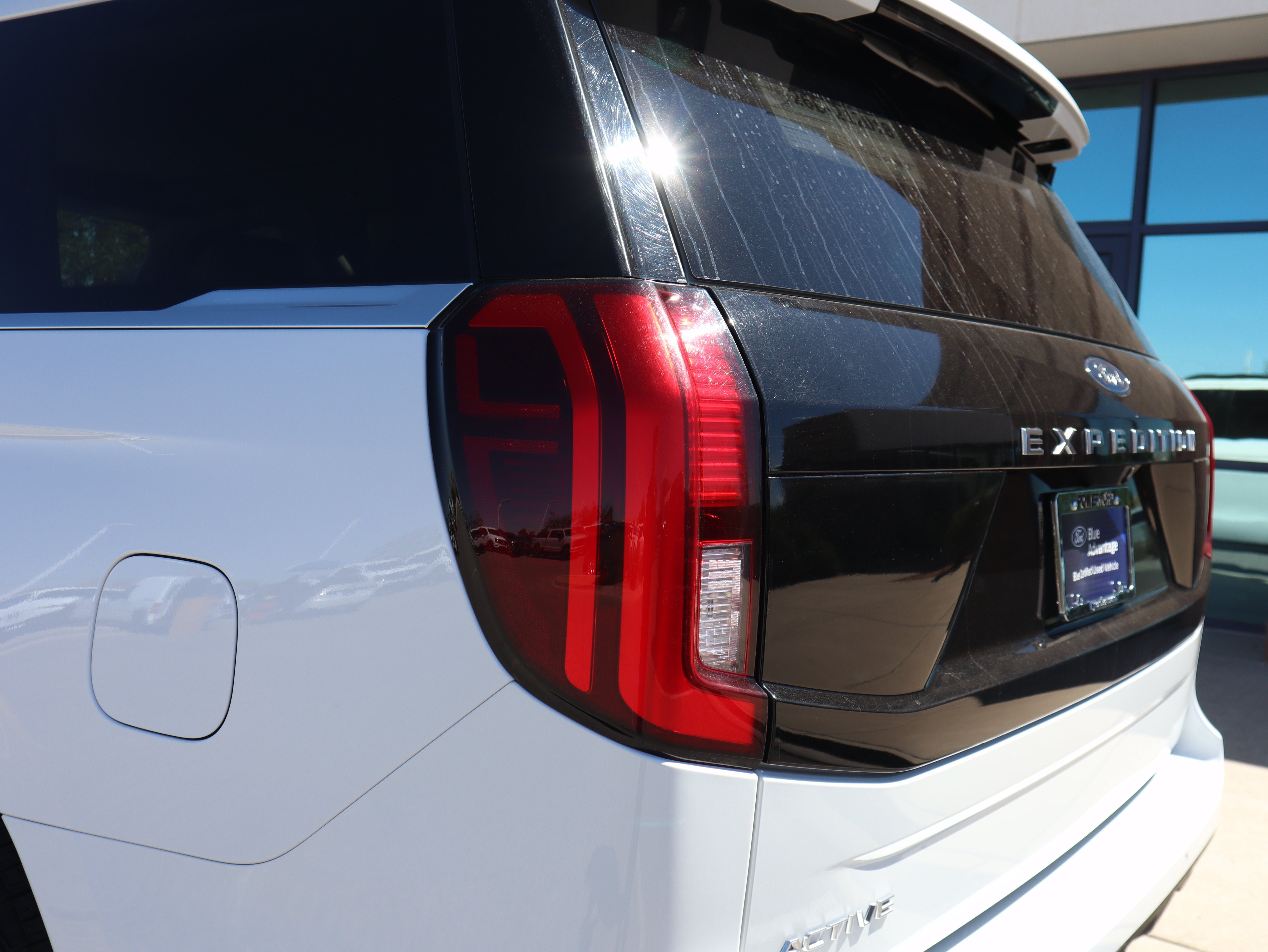 Certified 2025 Ford Expedition Active AWD/4WD image 18