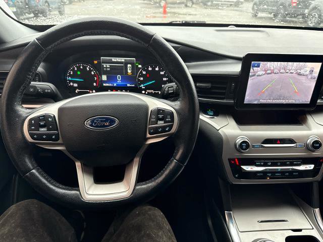 Certified 2021 Ford Explorer XLT w/ Equipment Group 202A image 13