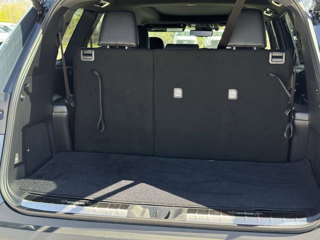 Used 2026 Toyota Grand Highlander MAX Platinum image 35