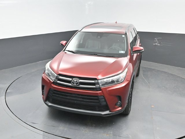 Used 2019 Toyota Highlander SE AWD/4WD image 22