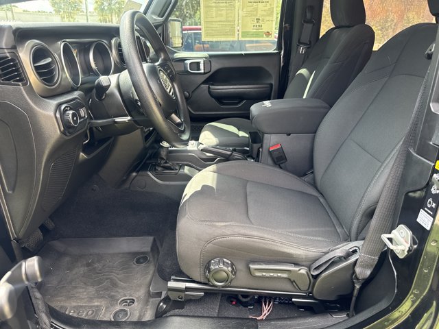 Used 2023 Jeep Wrangler Sport AWD/4WD image 9