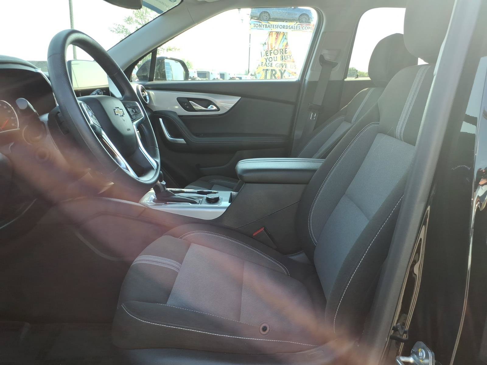 Used 2025 Chevrolet Blazer LT AWD/4WD image 10