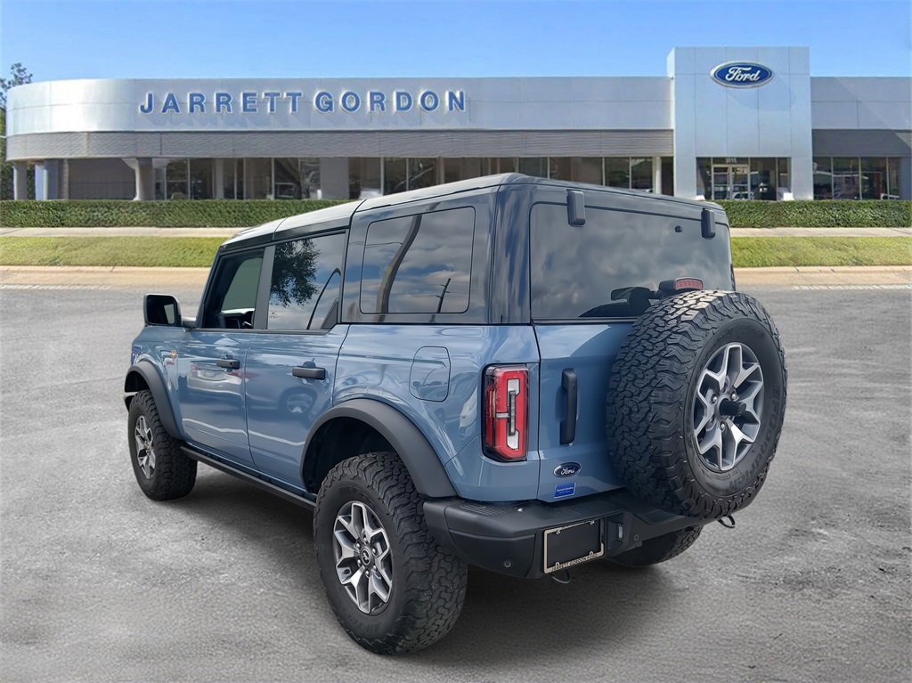 Certified 2025 Ford Bronco Badlands image 3