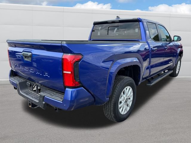 Used 2025 Toyota Tacoma SR5 AWD/4WD image 7