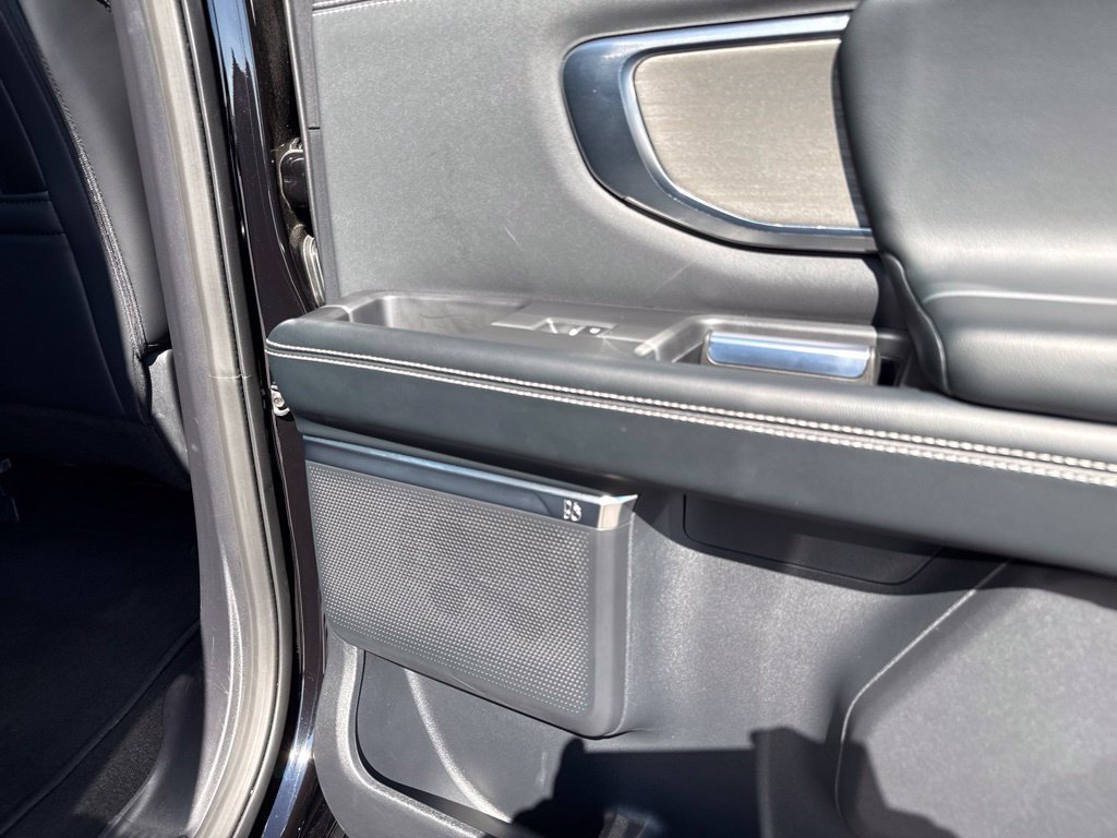Certified 2025 Ford Expedition Platinum AWD/4WD image 55
