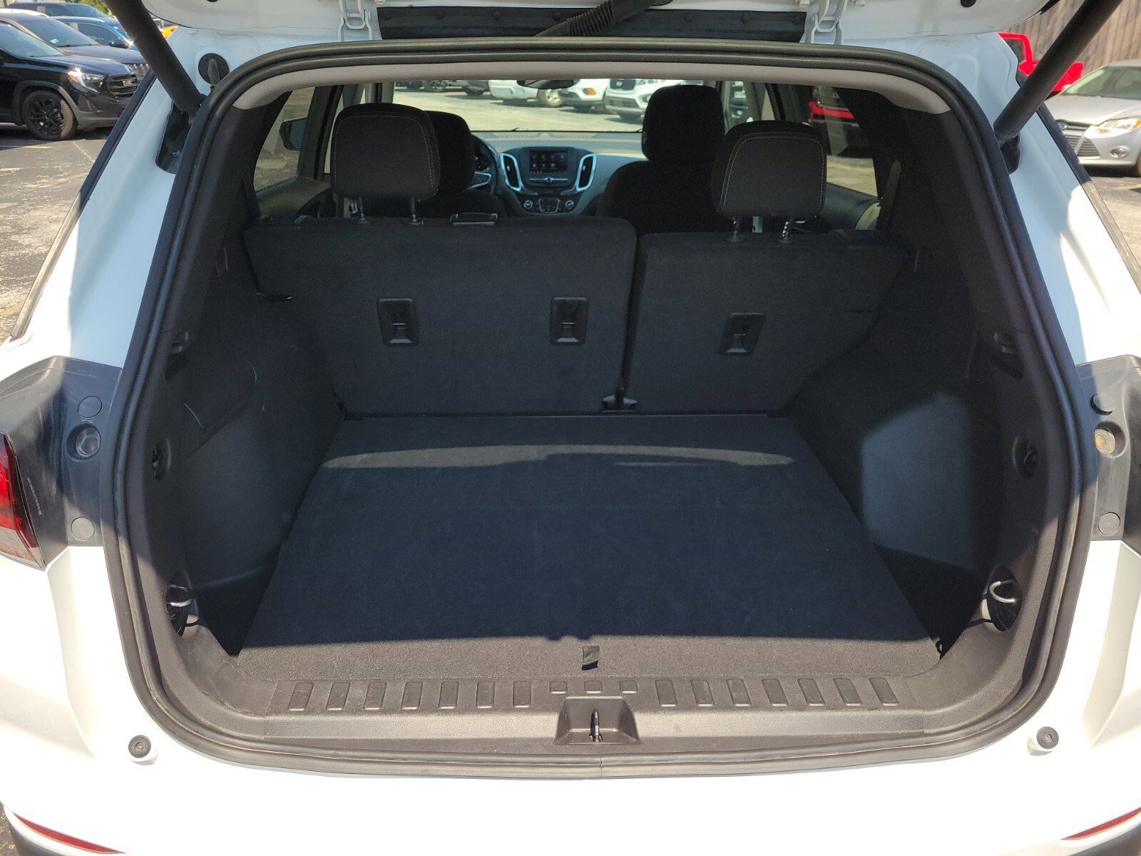 Used 2024 Chevrolet Equinox LT image 32