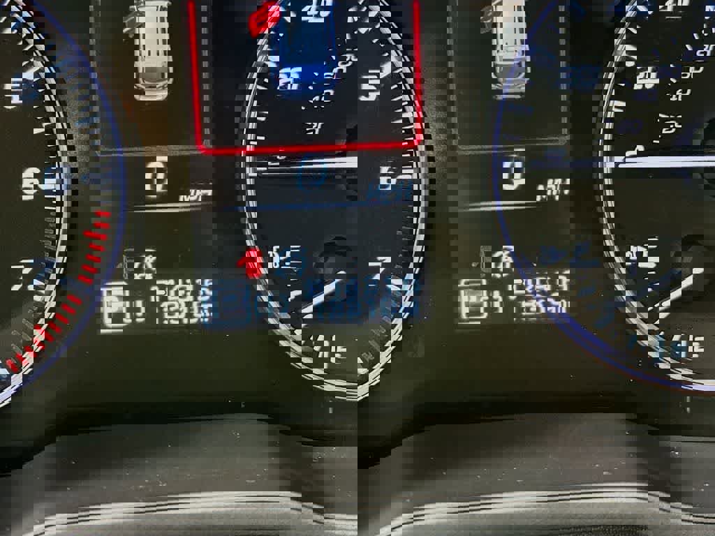 Used 2024 Subaru Crosstrek 2.0i Premium w/ Crosstrek Mirror Package image 21