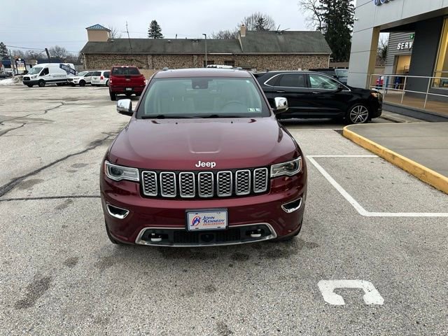 Used 2017 Jeep Grand Cherokee Overland w/ Jeep Active Safety Group image 26