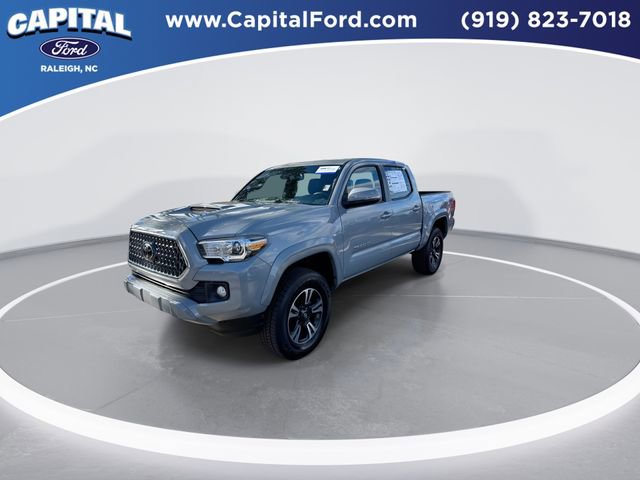 Used 2019 Toyota Tacoma TRD Sport image 4