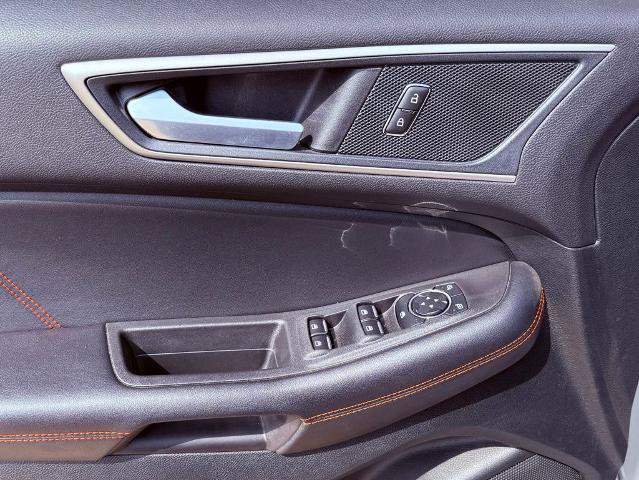 Certified 2024 Ford Edge ST-Line AWD/4WD image 17