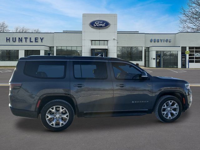 Used 2022 Jeep Wagoneer Series I w/ Premium Group I AWD/4WD image 3