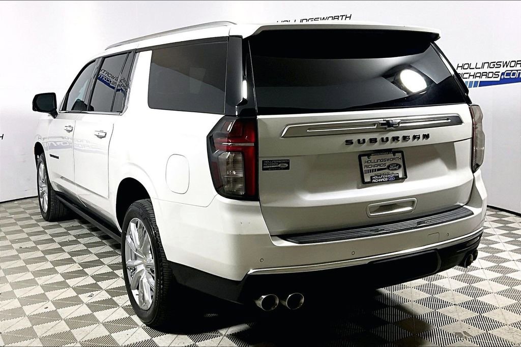 Used 2023 Chevrolet Suburban High Country AWD/4WD image 8