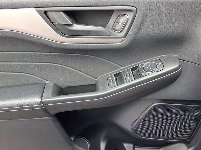 Certified 2022 Ford Escape SE w/ SE Sport Appearance Package AWD/4WD image 13
