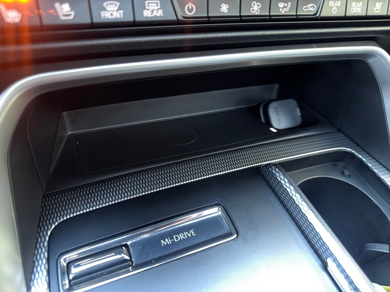 Used 2025 MAZDA CX-90 3.3 Turbo S w/ Premium Package image 25