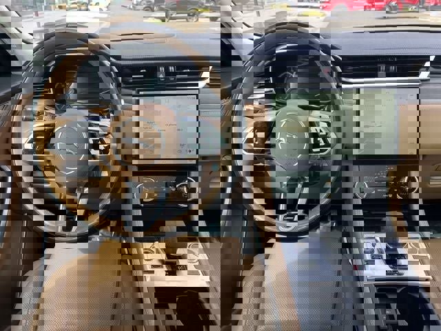 Used 2021 Jaguar F-PACE S image 16