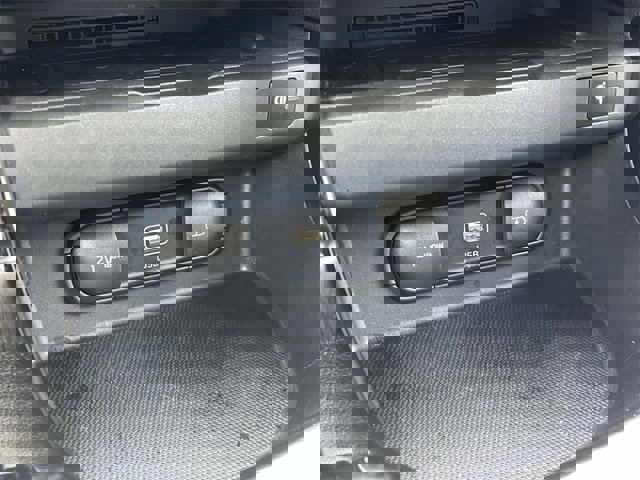 Used 2023 Kia Seltos SX image 11