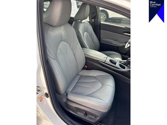 Used 2019 Toyota Avalon XLE w/ Moonroof Package FWD image 6