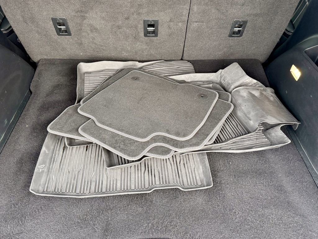 Certified 2020 Ford Edge ST w/ Cold Weather Package image 16