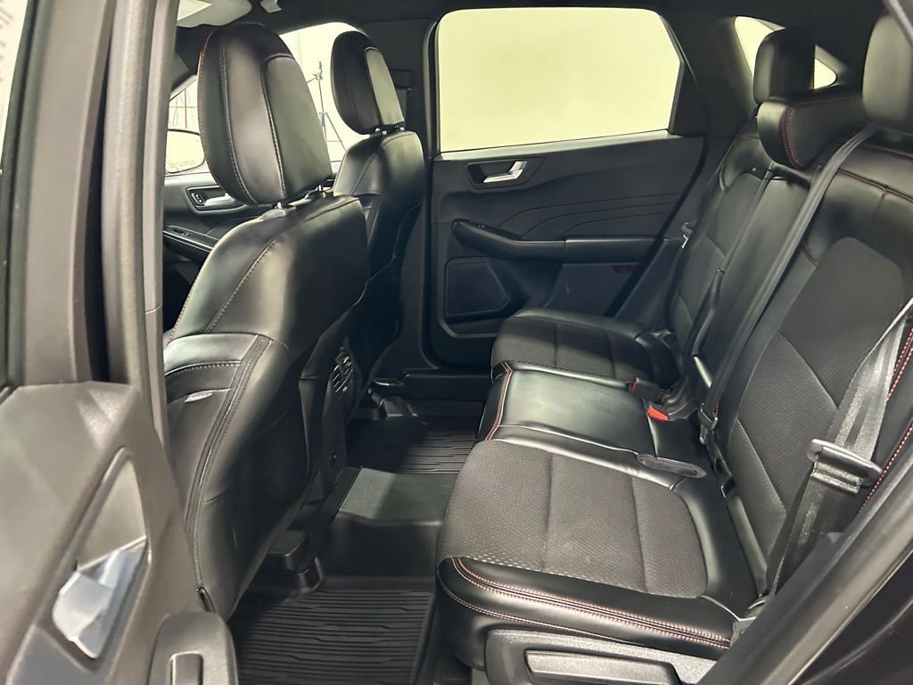 Certified 2024 Ford Escape ST-Line w/ Tech Pack #1 AWD/4WD image 25