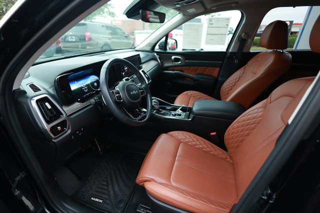 Used 2023 Kia Sorento SX Prestige AWD/4WD image 15