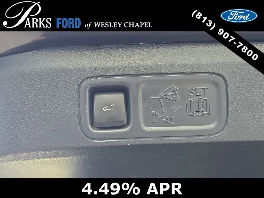 Certified 2023 Ford Expedition Max Limited image 9