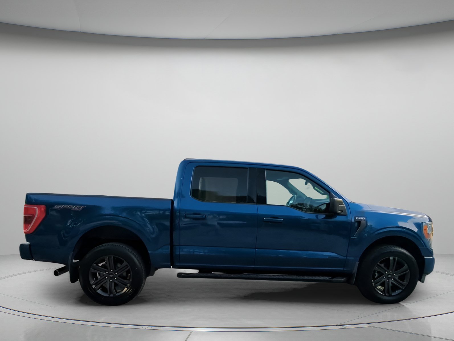 Certified 2022 Ford F150 XLT w/ Equipment Group 301A Mid AWD/4WD image 31