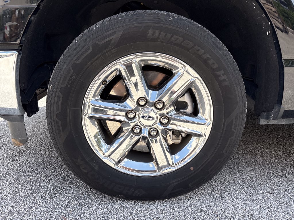 Certified 2025 Ford F150 XLT w/ Equipment Group 301A Standard RWD image 15