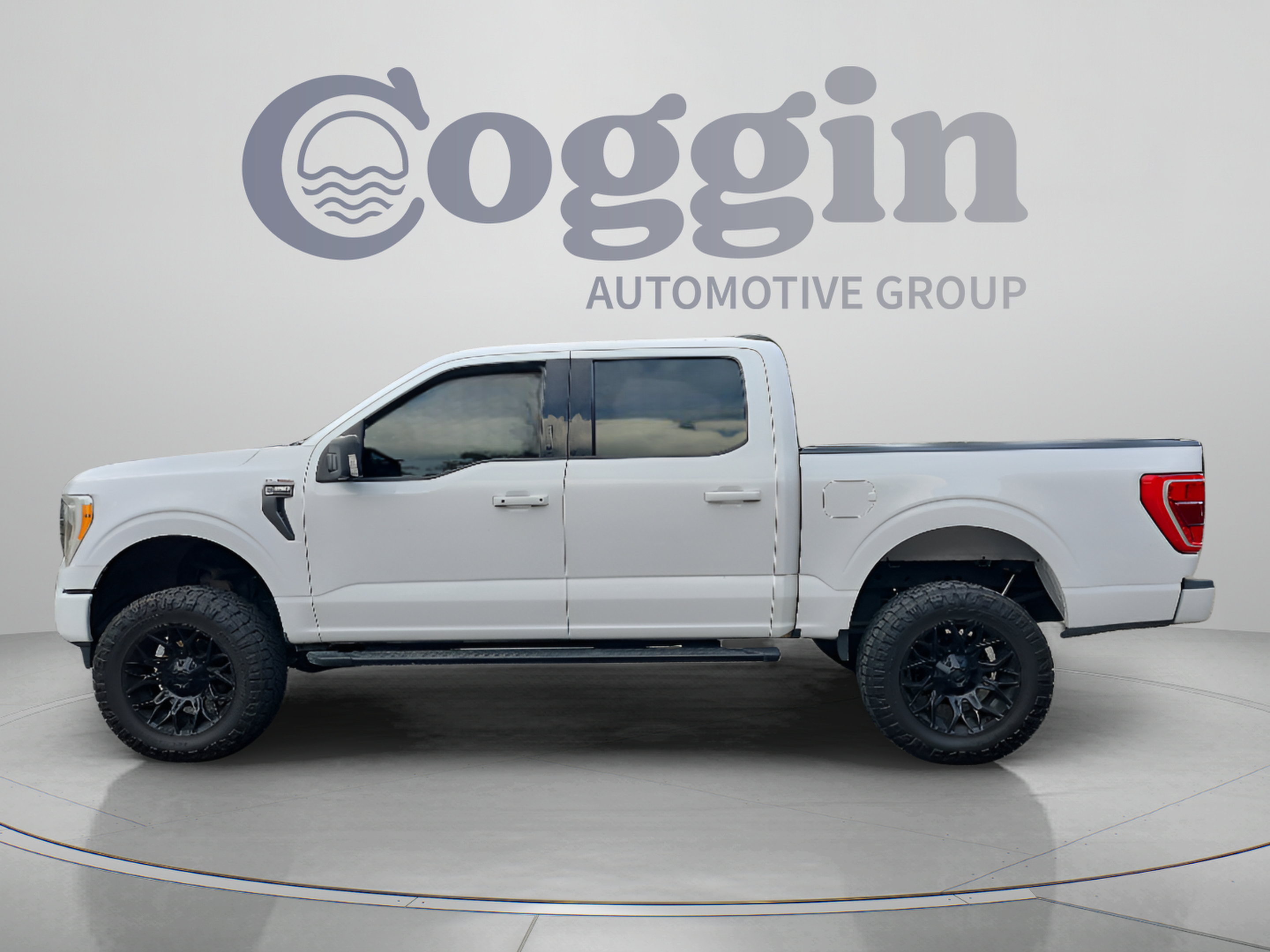 Certified 2021 Ford F150 XLT w/ Equipment Group 302A High AWD/4WD image 2