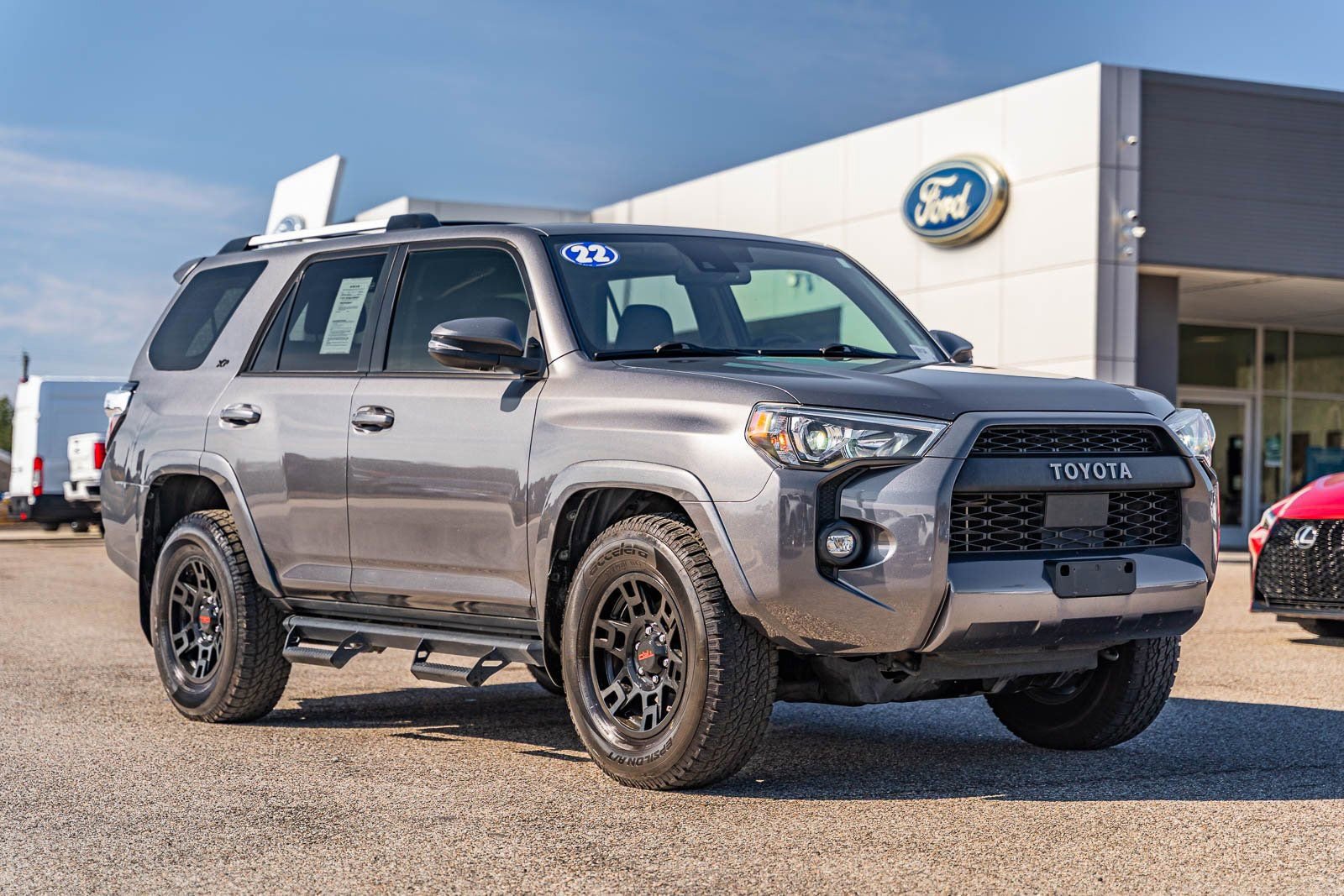 Used 2022 Toyota 4Runner SR5 Premium w/ Moonroof Package image 7