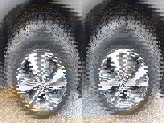 Used 2020 Nissan Murano S image 13