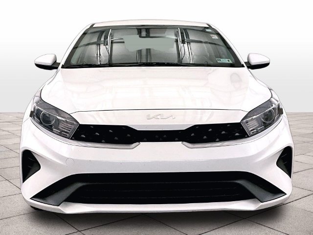 Used 2024 Kia Forte LXS FWD image 3