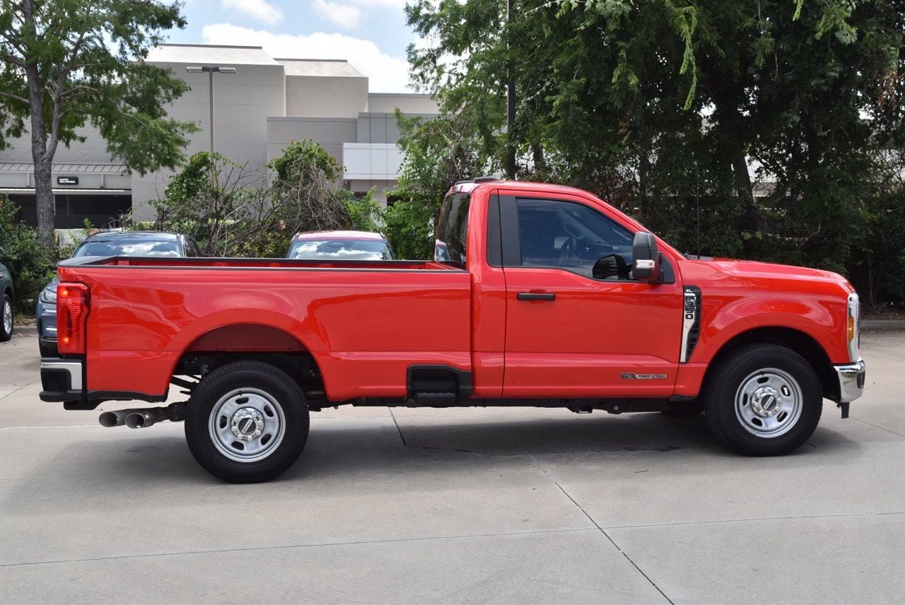 Certified 2025 Ford F350 XL w/ XL Chrome Package RWD image 6