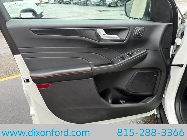 Certified 2023 Ford Escape ST-Line Elite AWD/4WD image 25