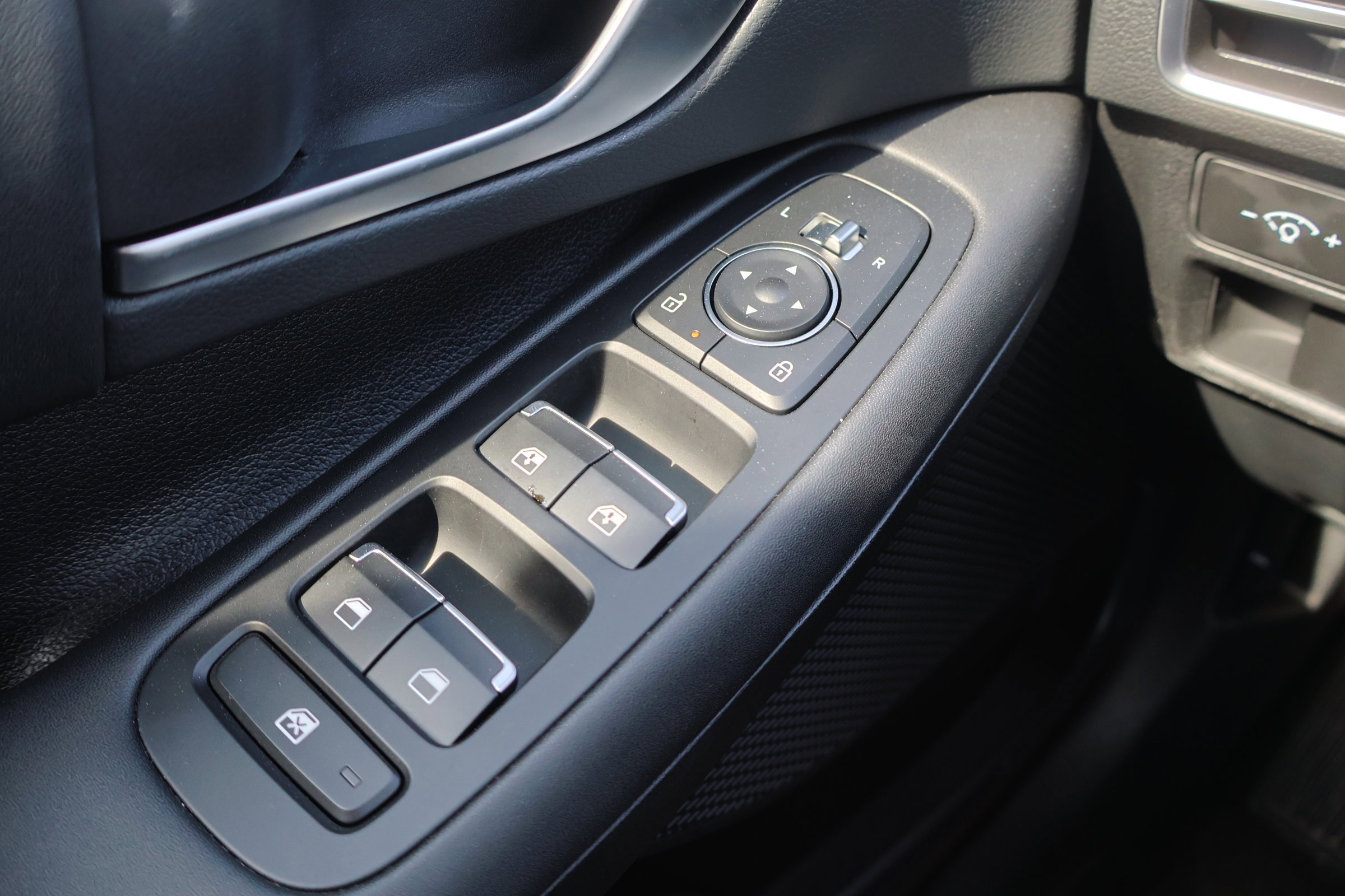 Used 2024 Hyundai Sonata SEL w/ Convenience Package image 29