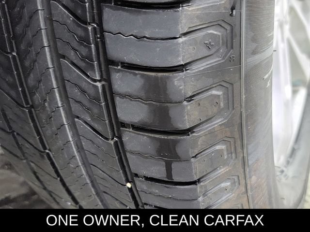 Certified 2022 Ford Explorer XLT w/ Equipment Group 202A AWD/4WD image 11