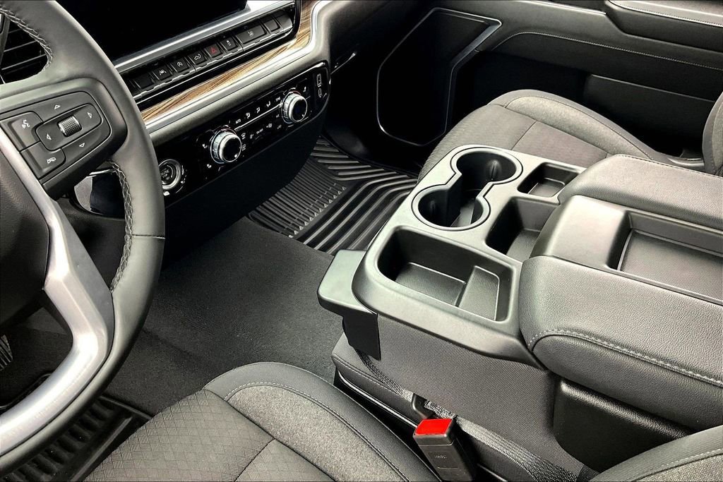 Used 2024 GMC Sierra 1500 Elevation image 15