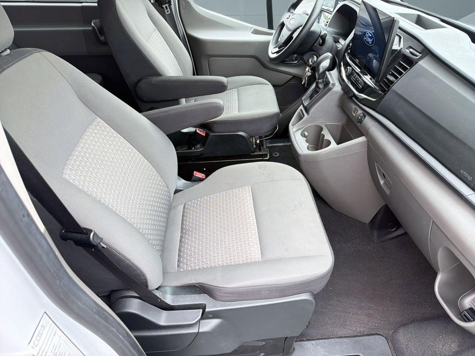 Certified 2024 Ford Transit 350 XLT RWD image 26
