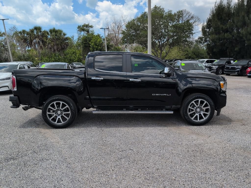 Used 2022 GMC Canyon Denali RWD image 2