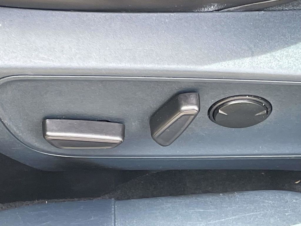 Certified 2024 Ford Maverick XLT w/ XLT Luxury Package image 14