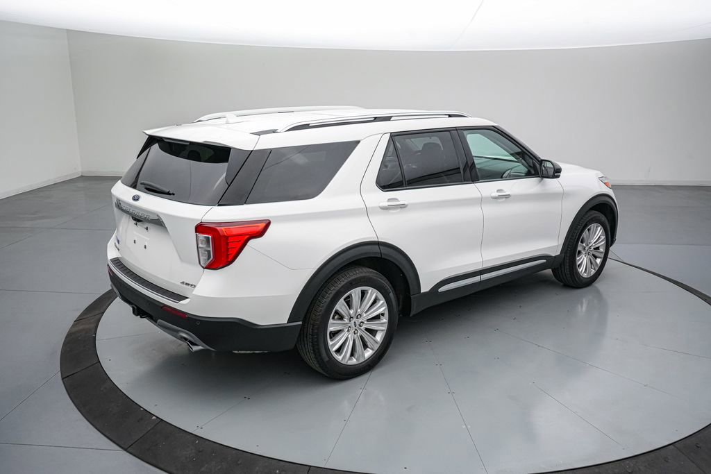 Certified 2023 Ford Explorer Limited w/ Equipment Group 301A AWD/4WD image 5