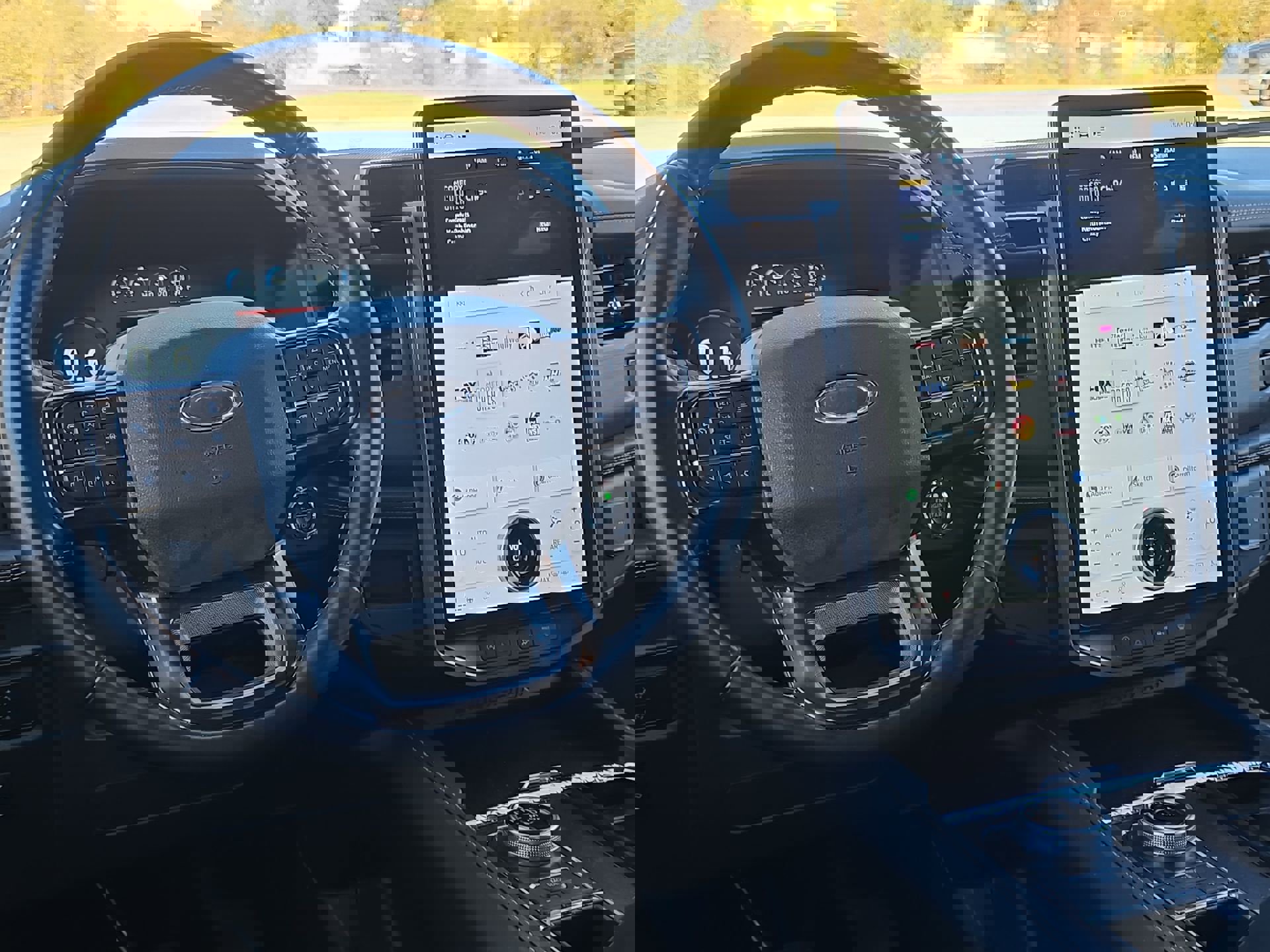 Certified 2022 Ford Expedition Platinum image 15