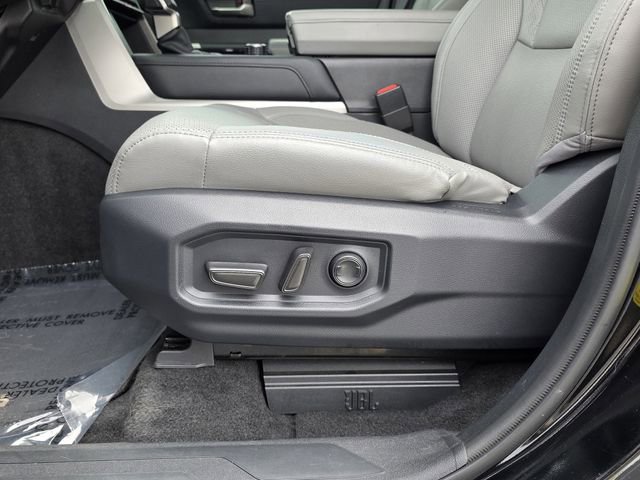 Used 2024 Toyota Tundra Limited RWD image 13