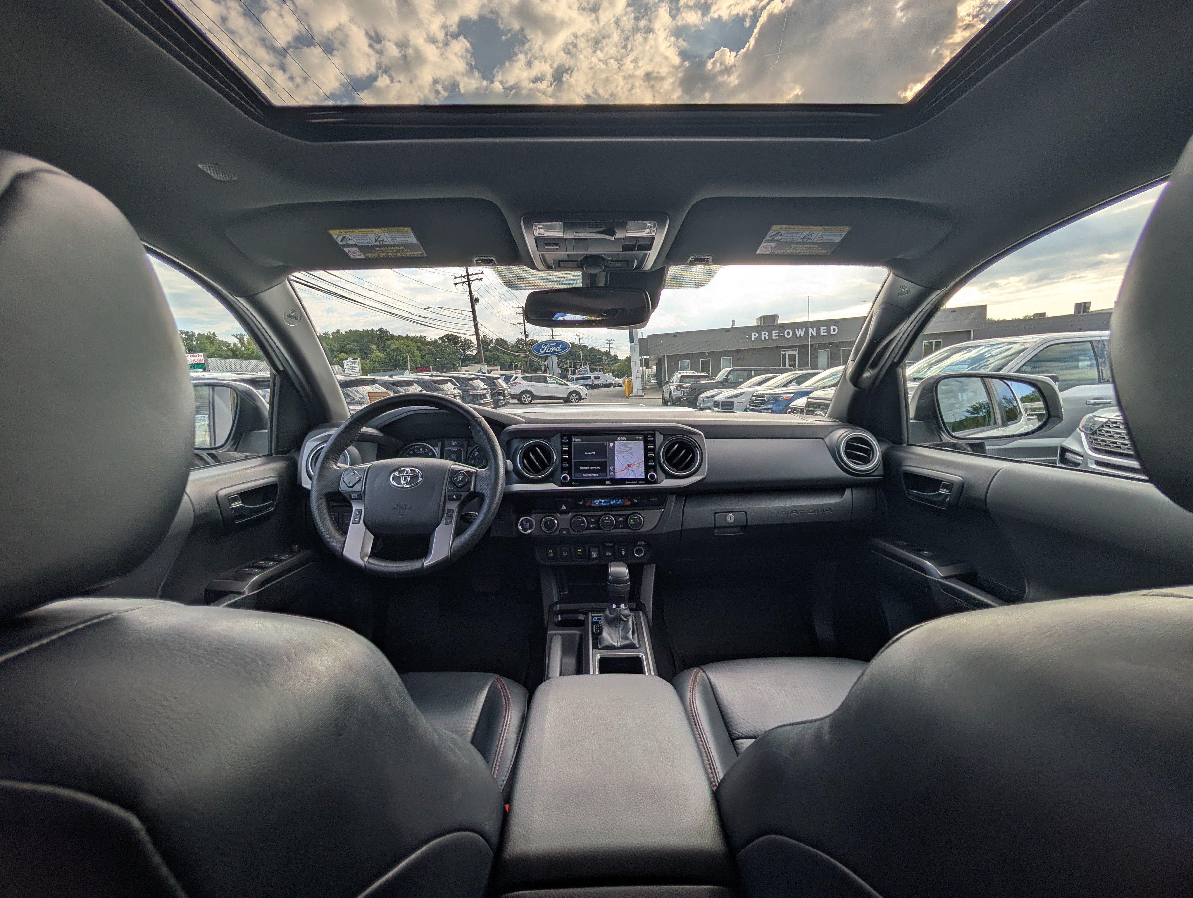 Used 2022 Toyota Tacoma TRD Pro AWD/4WD image 17