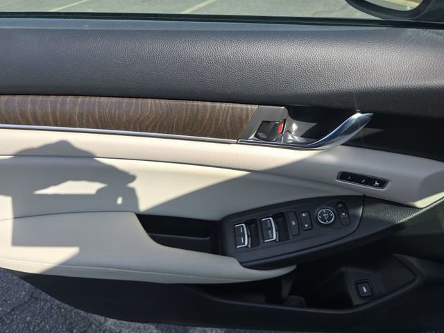 Used 2018 Honda Accord EX-L image 13