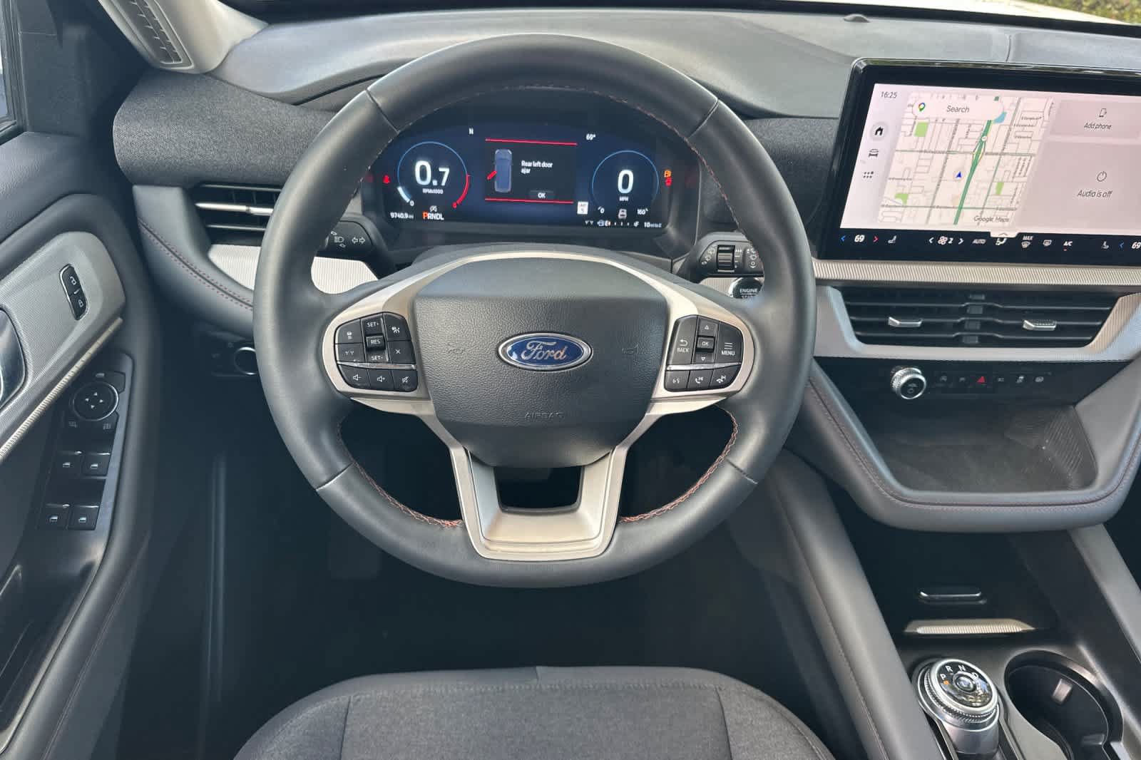 Certified 2025 Ford Explorer Active RWD image 15
