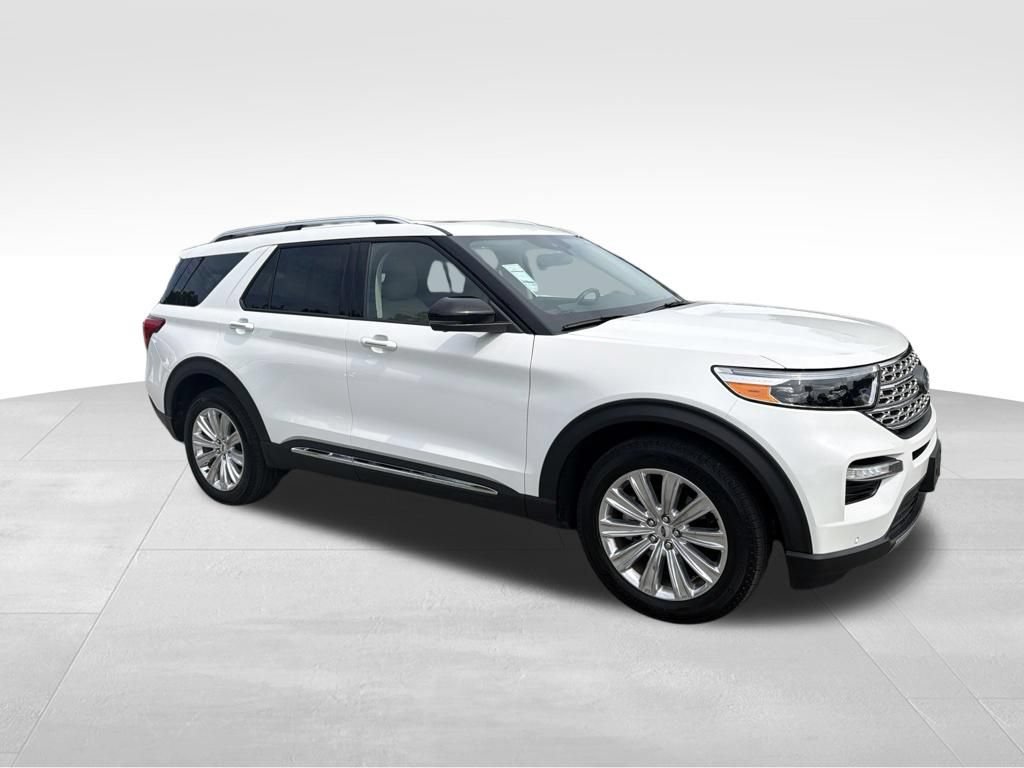 Certified 2023 Ford Explorer Limited w/ Equipment Group 301A AWD/4WD image 9