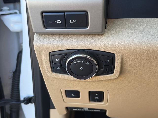 Certified 2019 Ford F250 Lariat w/ Lariat Ultimate Package AWD/4WD image 17