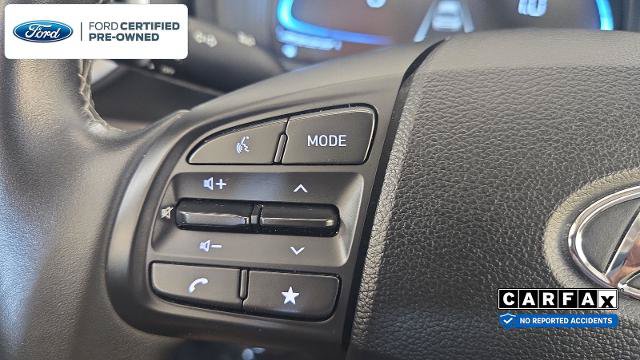 Used 2025 Hyundai Venue SEL FWD image 17